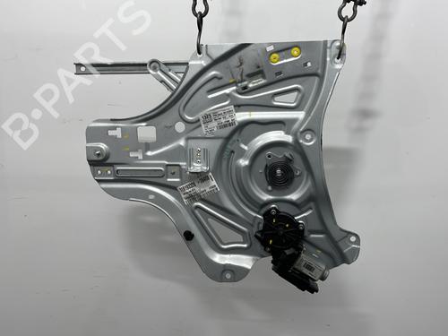 Rudehejsemekanisme ventre foran HYUNDAI ix35 (LM, EL, ELH) 1.7 CRDi (116 hp) 31631441