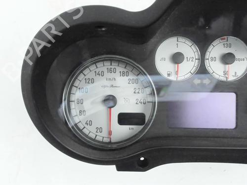 Used Instrument cluster Instrument cluster ALFA ROMEO GT (937_) 1.9 JTD (937CXN1B) (150 hp) 39760058 39760058