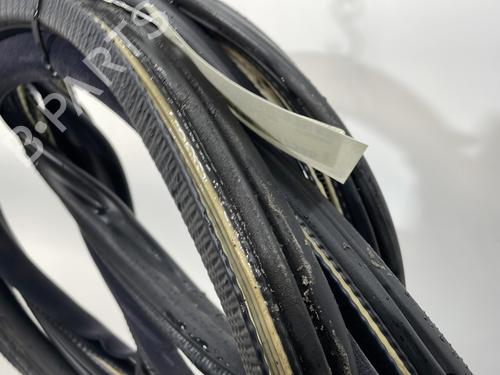 rubber-door-seal-audi-a8-d2-4d2-4d8-1994-1995-1996-1997-1998-1999-2000-2001-2002-2003-2004-2005-30848205 main image