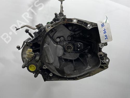 Gearkasse PEUGEOT 206 Hatchback (2A/C) 1.9 D (69 hp) 26181741