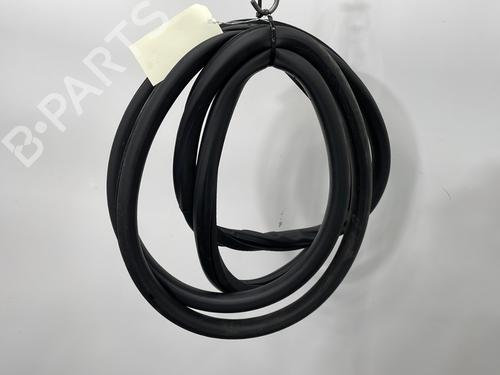 Used Rubber door seal VW GOLF V (1K1) 1.9 TDI (105 hp) 29189639