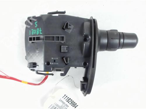 Switch RENAULT CLIO III (BR0/1, CR0/1) 1.5 dCi (C/BR0G, C/BR1G) | BP29043493I30  - Image 5