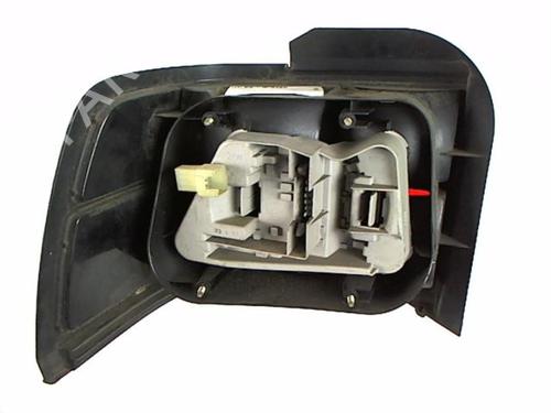 Used Right taillight Right taillight 21233913 21233913
