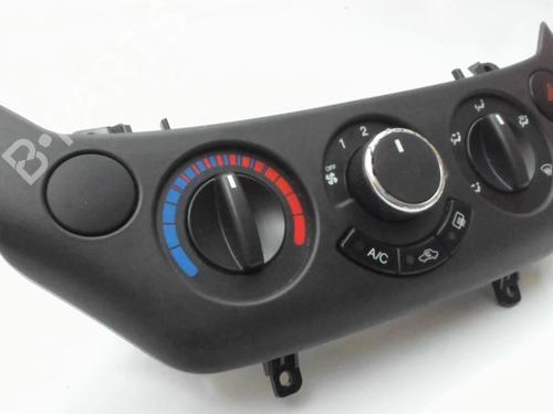 Used Climate control Climate control 20423673 20423673