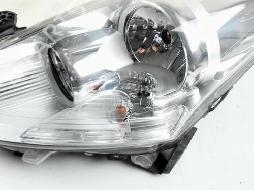 Left headlight PEUGEOT 5008 (0U_, 0E_) 1.6 HDi | BP32509086C28