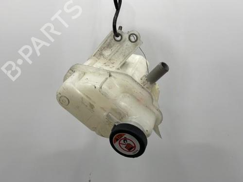 Used Expansion tank TOYOTA YARIS (_P13_) 1.5 Hybrid (NHP130_, NHP130) (101 hp) 21239902