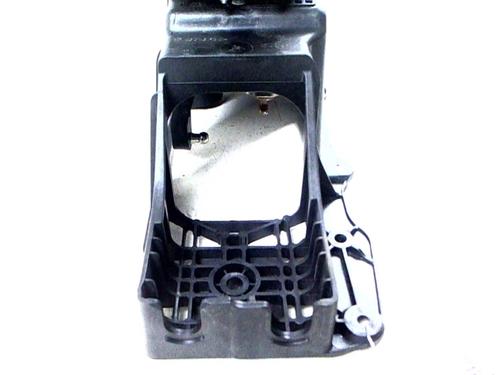 Used Gear lever RENAULT MEGANE III Grandtour (KZ0/1) 1.5 dCi (KZ09, KZ0D, KZ1G, KZ29, KZ14, KZ1W, KZ10, KZ1F,... (110 hp) 20421872