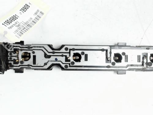 Lampeholder FORD TRANSIT Platform/Chassis (FM_ _, FN_ _) 2.0 TDCi (F_E_, F_F_) (125 hp) 31839358