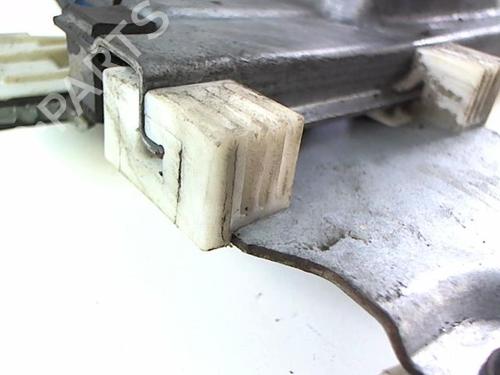 Used Front left window mechanism Front left window mechanism RENAULT TWINGO II (CN0_) 1.2 16V (CN0K, CN0V, CN0A) (76 hp) 20413976 20413976