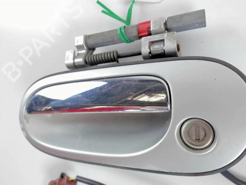 Front left exterior door handle NISSAN ALMERA TINO (V10) 2.2 dCi | BP20465652C128 