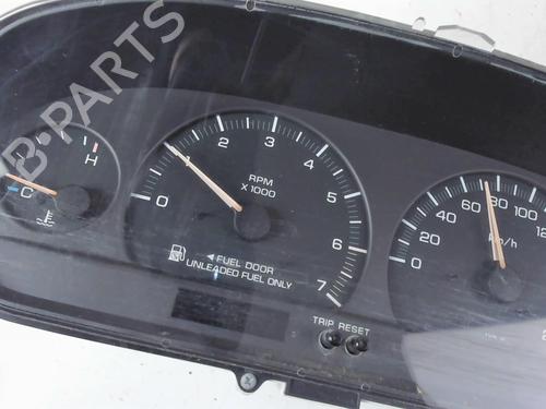 Used Instrument cluster Instrument cluster CHRYSLER VOYAGER / GRAND VOYAGER III (GS_, NS_) 2.4 i (151 hp) 21238937 21238937