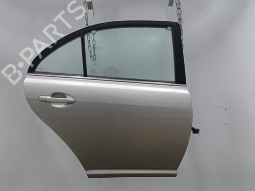 Used Right rear door TOYOTA AVENSIS (_T25_) 2.0 D-4D (CDT250_, CDT250R) (116 hp) 20429151