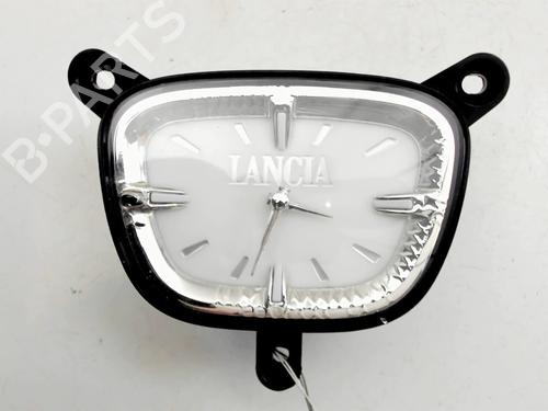 display-monitor-lancia-voyager-mpv-404_-2011-2012-2013-2014-32018629 main image