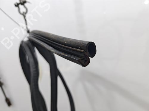 Used Rubber door seal Rubber door seal CITROËN C15 Box Body/MPV (VD_) 1.1 (54 hp) 33960413 33960413