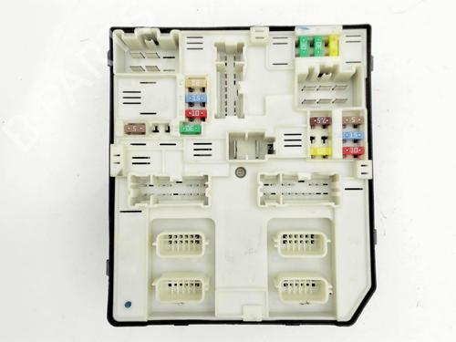 Used Fuse box RENAULT MEGANE III Hatchback (BZ0/1_, B3_) 1.5 dCi (BZ09, BZ0D, BZ1W, BZ29, BZ14) (110 hp) 30308320