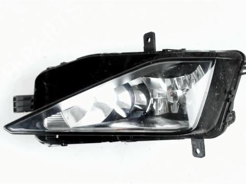 Used Right front fog light VW GOLF SPORTSVAN VII (AM1, AN1) 1.5 TSI (130 hp) 26666715
