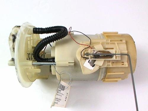 Used Fuel pump RENAULT MEGANE II (BM0/1_, CM0/1_) 2.0 16V (BM0U, CM0U) (135 hp) 20473761