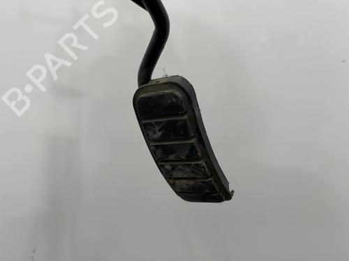 Pedal Pedal RENAULT CLIO I (B/C57_, 5/357_) 1.2 (B/C/S577) (54 hp) 25748021 25748021