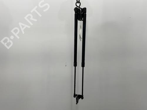 Used Tailgate lift support NISSAN JUKE (F16_) 1.6 Hybrid (143 hp) 24057421