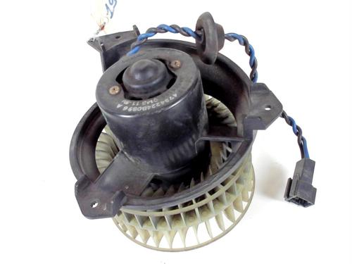 Heater blower motor CHRYSLER VOYAGER / GRAND VOYAGER III (GS_, NS_) 2.5 TD | BP20477273M62