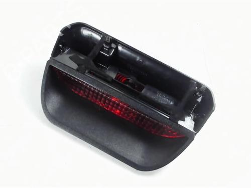 Used Third brake light DACIA SANDERO 1.4 (BS0C, BS0A, BS0G, BS1F, BS0E) (75 hp) 32013833