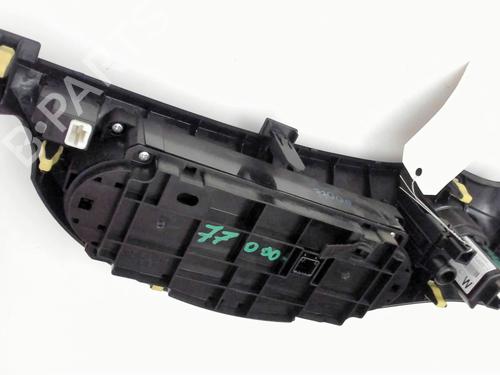 Climate control TOYOTA YARIS (_P13_) 1.5 Hybrid (NHP130_, NHP130) | BP27409372I5 