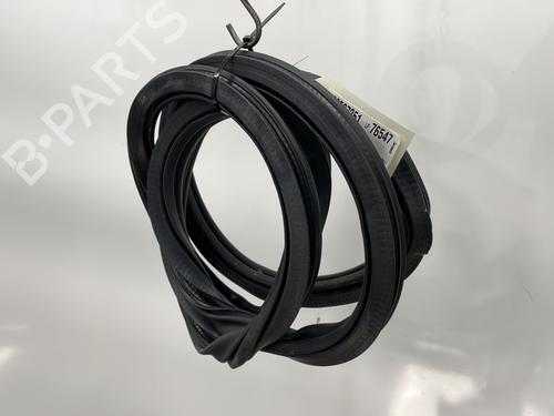 Rubber door seal VW POLO VI (AW1, BZ1, AE1) 1.6 TDI | BP24810073C142 