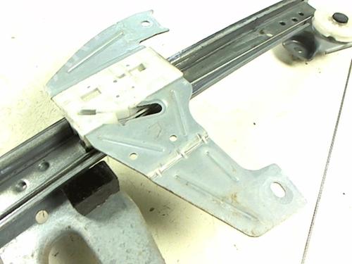 Rudehejsemekanisme Højre foran PEUGEOT 107 (PM_, PN_) 1.0 | BP20467234C23