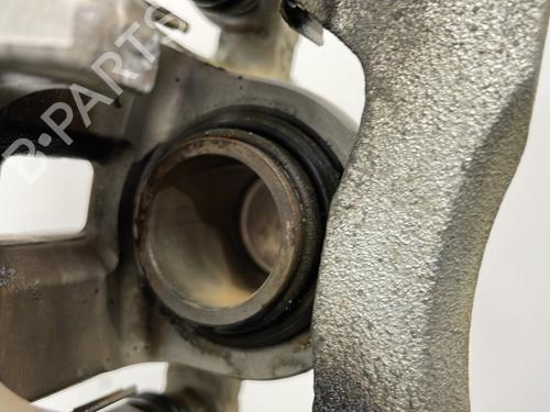 Used Right rear brake caliper Right rear brake caliper TOYOTA RAV 4 IV (_A4_) 2.2 D 4WD (ALA49) (150 hp) 22361590 22361590
