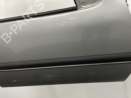 Used Right front door Right front door 21422983 21422983