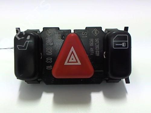 Used Warning switch MERCEDES-BENZ C-CLASS (W202) C 200 CDI (202.134) (102 hp) 20457246