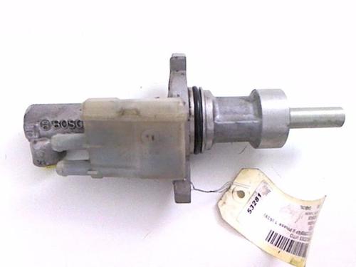Used Brake master cylinder MERCEDES-BENZ VITO Bus (W639) 115 CDI (639.701, 639.703, 639.705) (150 hp) 20478659