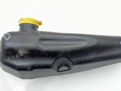 Windscreen washer tank DACIA SANDERO II TCe 90 (B8M1, B8MA, B8AC) | BP20470057C113 