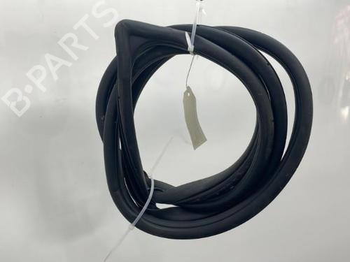 Used Rubber door seal KIA STONIC (YB) 1.0 T-GDi (120 hp) 20416928