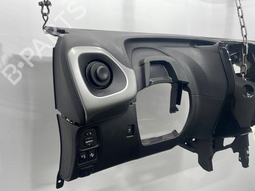 Used Dashboard Dashboard PEUGEOT 108 1.2 (82 hp) 32981660 32981660