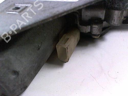 Used Front right window mechanism FORD MONDEO I (GBP) [1993-1996]  21228673