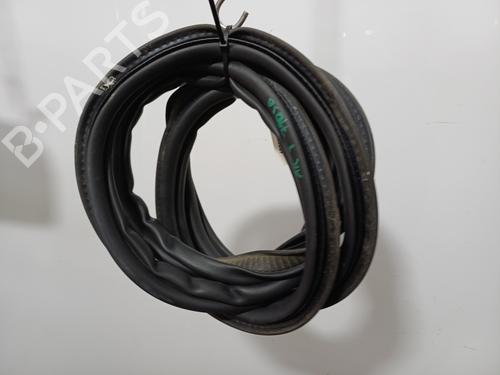 rubber-door-seal-renault-clio-iv-bh_-2012-2013-2014-2015-2016-2017-2018-2019-2020-2021-36669076 main image