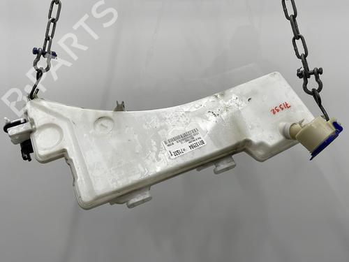 Windscreen washer tank PEUGEOT 3008 II SUV (MC_, MR_, MJ_, M4_) 1.5 BlueHDi 130 | BP20400706C113 