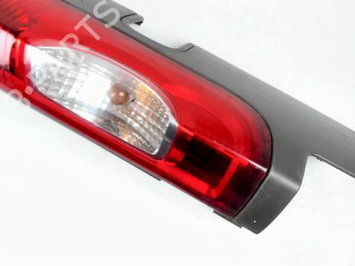 Right taillight RENAULT TRAFIC II Bus (JL) 2.0 dCi 90 (JL00, JL01, JL0H, JL0M, JL0P, JL0S) | BP31817586C35