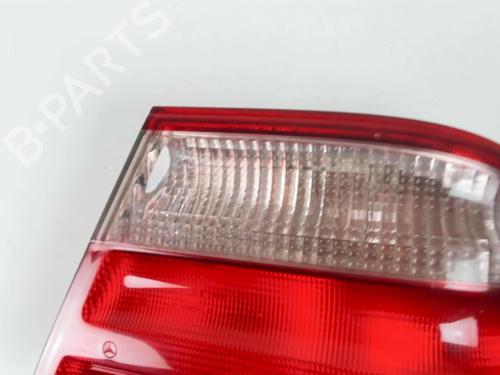 Højre baglygte MERCEDES-BENZ E-CLASS (W210) E 220 CDI (210.006) | BP24867715C35 