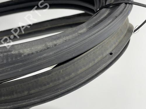 rubber-door-seal-hyundai-matrix-fc-2001-2002-2003-2004-2005-2006-2007-2008-2009-2010-26532234 main image