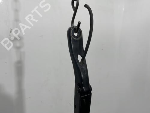 Used Front windshield wiper arm Front windshield wiper arm TOYOTA PROACE CITY Box Body/MPV (BPZ_) 1.5 D-4D 100 (BPZM) (102 hp) 33041526 33041526