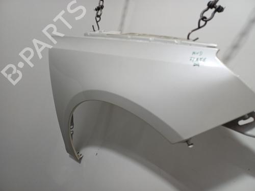 Used Right front fenders Right front fenders 37037546 37037546