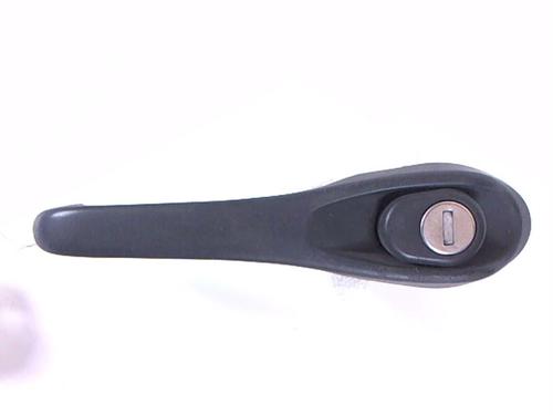 Used Front left exterior door handle FIAT TIPO (160_) 1.9 TD (160.EL, 160.GL, 160.AQ, 160.EI, 160.AR) (90 hp) 21235427