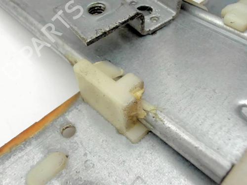 Used Rear left window mechanism Rear left window mechanism SUZUKI BALENO Estate (EG) 1.9 TD (SY419) (75 hp) 21236776 21236776