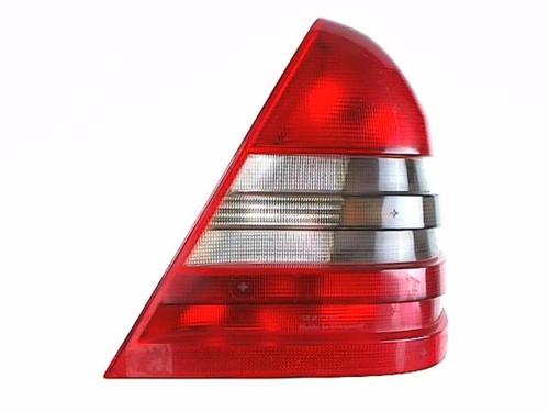 Used Right taillight MERCEDES-BENZ C-CLASS (W202) C 250 D (202.125) (113 hp) 20478172