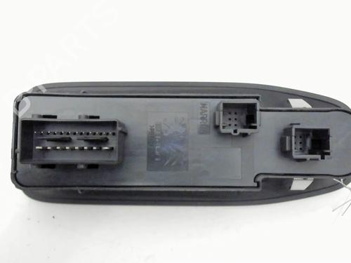 Left front window switch PEUGEOT 2008 I (CU_) 1.2 THP 110 / PureTech 110 | BP28361781I27 