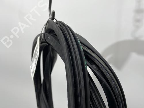 rubber-door-seal-vw-golf-vi-5k1-2008-2009-2010-2011-2012-2013-2014-31871818 main image