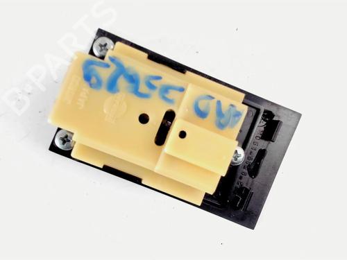 Used Right rear window switch Right rear window switch NISSAN CEDRIC (Y30) 2.8 D (84 hp) 21237490 21237490