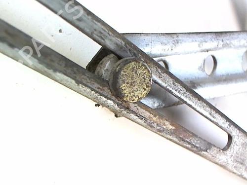 Used Front right window mechanism Front right window mechanism MAZDA 626 II (GC) 1.6 (GC1061) (80 hp) 21231021 21231021